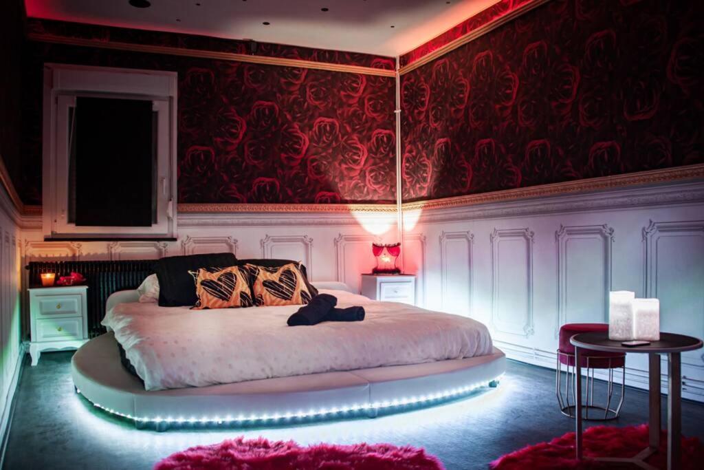 Bulle D'Amour , Une Nuit En Amoureux Thann Exterior photo